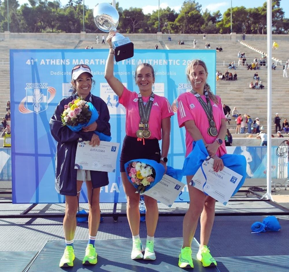 Οι συγκλονιστικές εικόνες που περιγράφουν πλήρως τον 41ο ΑΜΑ-pics runbeat.gr